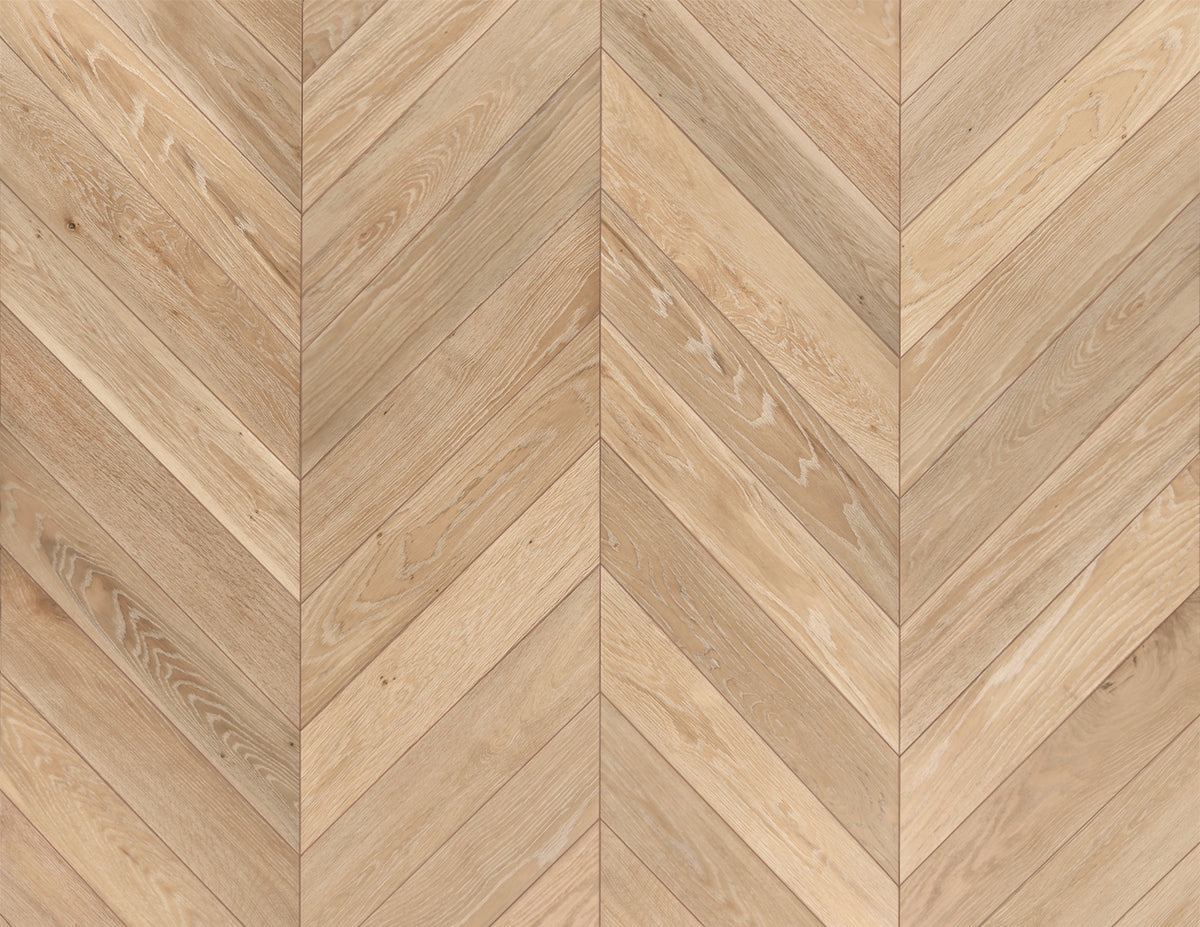 Raw oak chevron parquetry, 715 x 125 x 18 mm