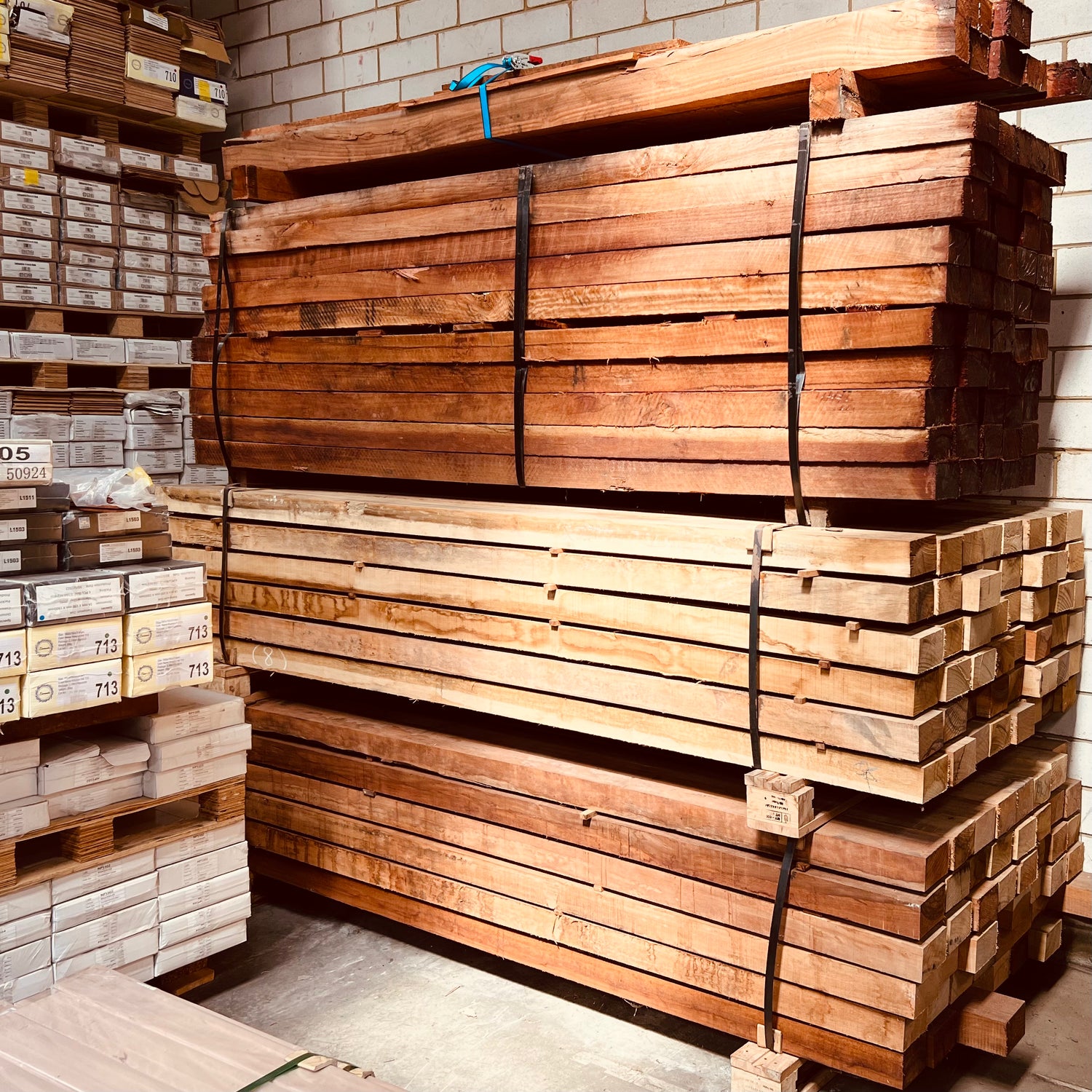 Ironbark Posts Ironbark Post – 200 mm x 200 mm / 3 m – LB Timber