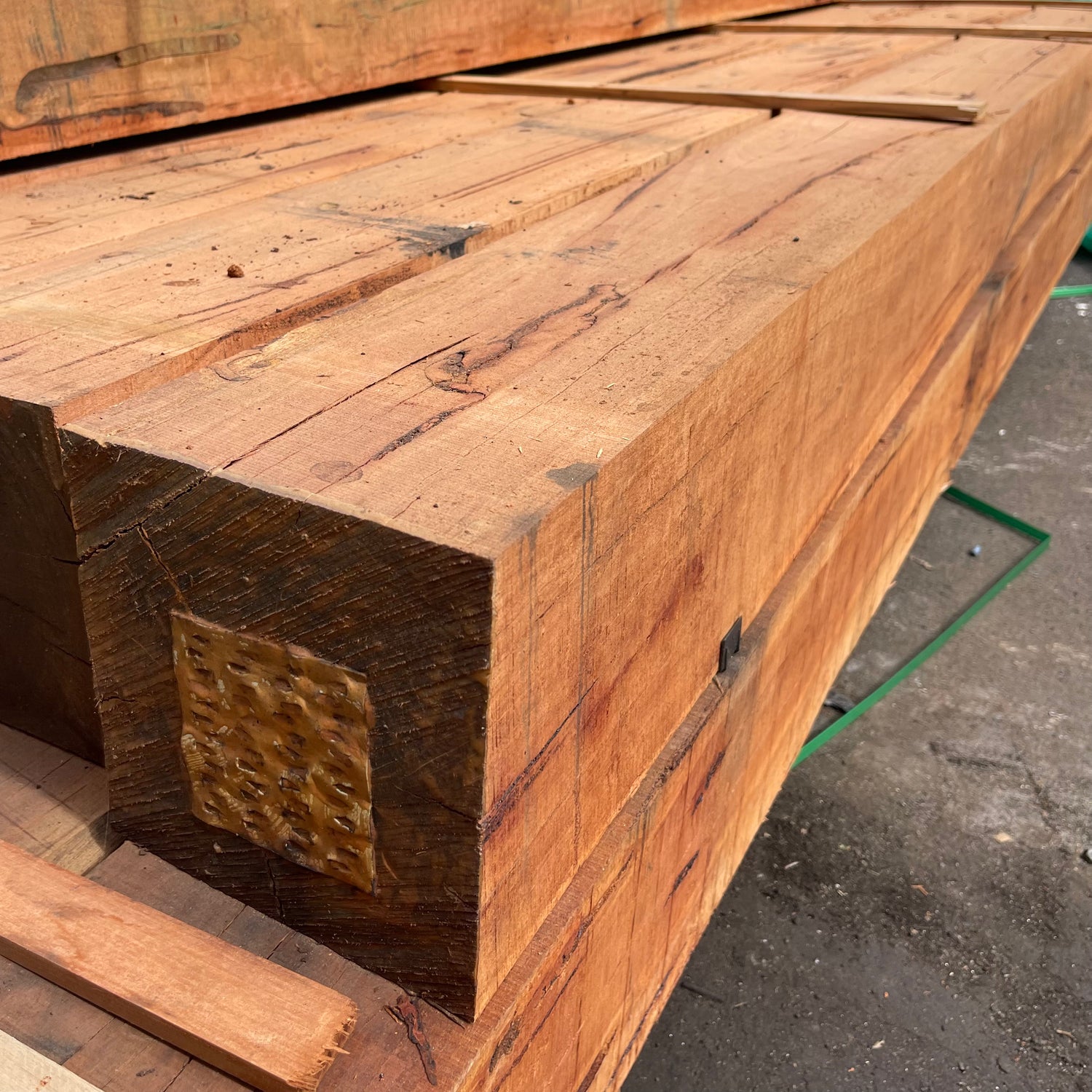 Ironbark Posts Ironbark Post – 200 mm x 200 mm / 3 m – LB Timber