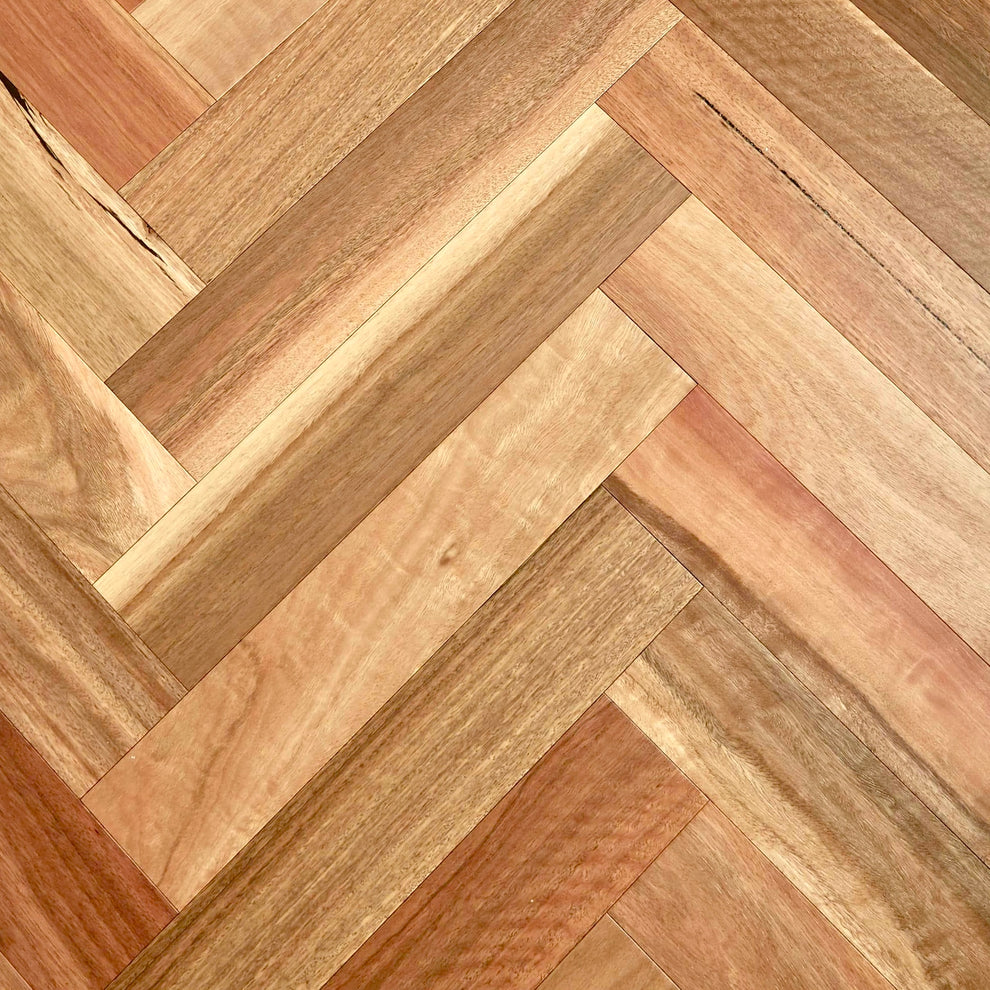 Spotted Gum Parquetry Flooring – 260 x 65 x 19 mm / Standard & Better ...